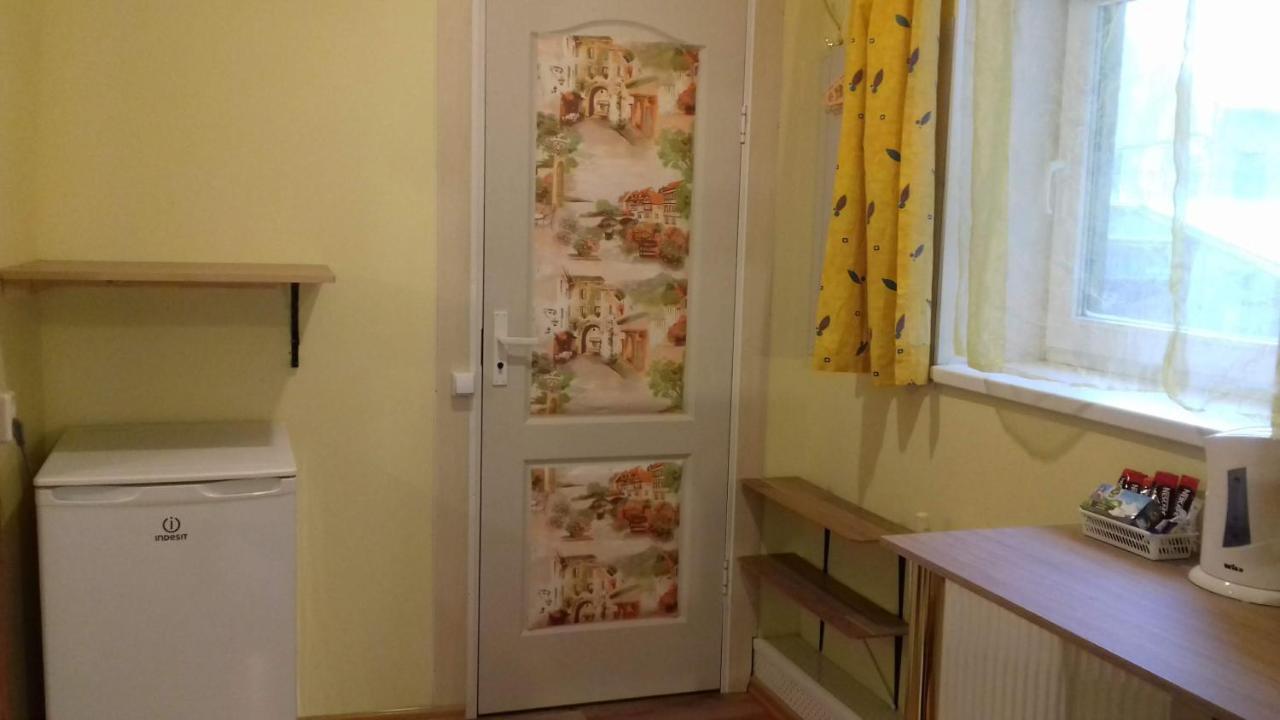 Avotu Stabu Private Flats In A Separate House For One Or Couple Riga Buitenkant foto