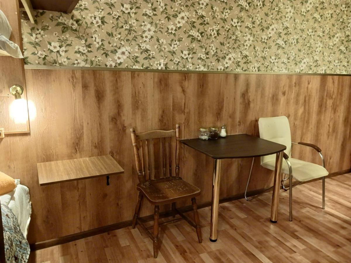 Avotu Stabu Private Flats In A Separate House For One Or Couple Riga Buitenkant foto